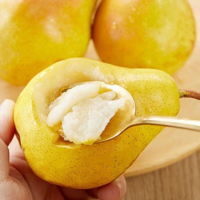 顺丰甘肃香蕉梨当季现摘太婆梨大头梨茄梨软梨子时令水果新鲜整箱图4